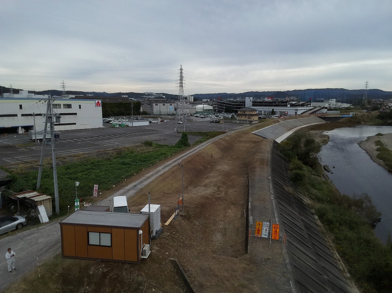 中小河川改良工事(5ヵ年)(ICT指定･余裕期間)(1号工)(R3国補正)